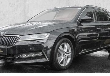 Skoda Superb 63.835 km 33.490 &euro; Düsseldorf 40549