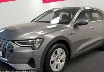 Audi e-tron 40.167 km 29.900 &euro; Düsseldorf 40233