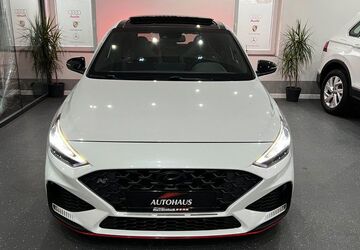 Hyundai i30 49.861 km 32.950 &euro; Remscheid 42857