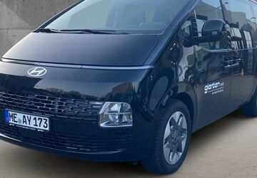 Hyundai STARIA 19.000 km 39.990 &euro; Hilden 40721