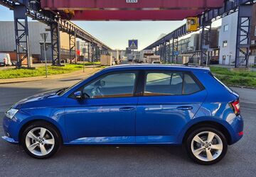 Skoda Fabia 51.500 km 9.190 &euro; Mülheim 45476