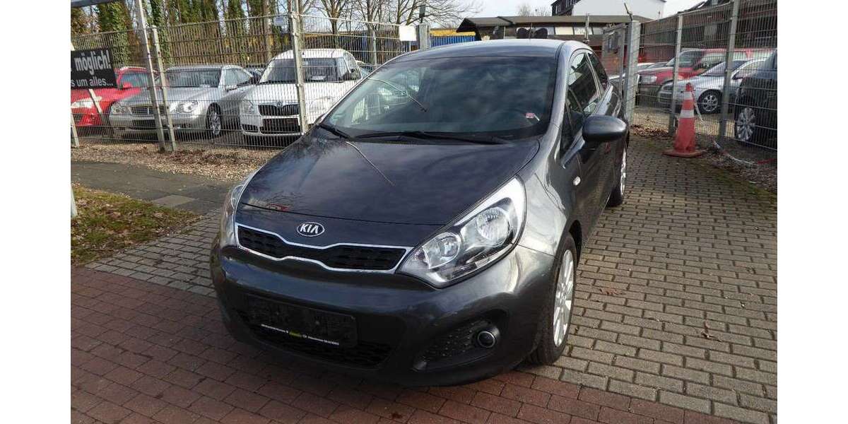 Kia Rio 161.000 km 3.990 &euro; Duisburg 47249