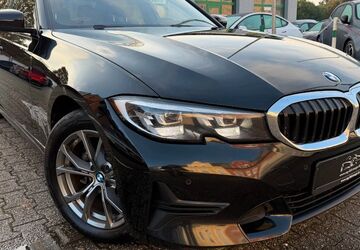 BMW 318 168.000 km 22.949 &euro; Mönchengladbach 41069