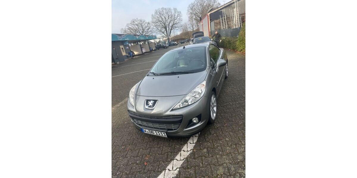 Peugeot 207 64.000 km 8.000 &euro; Wuppertal 42117