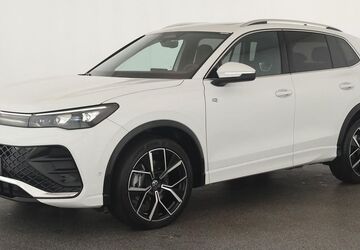 VW Tiguan 21.400 km 44.384 &euro; Düsseldorf 40233