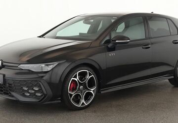 VW Golf 20.600 km 37.484 &euro; Düsseldorf 40233