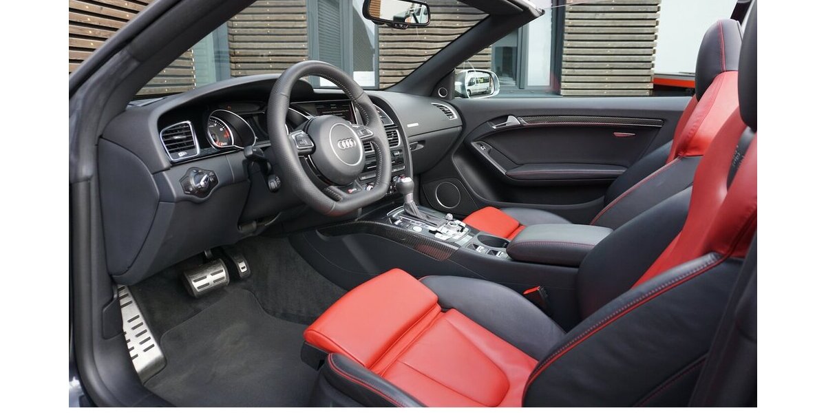 Audi RS5 4.2 1.Hd. B&O MMI 280km/h Carbon Exklusiv 47.641 km 57.900 &euro; Wuppertal 42327