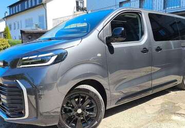 Toyota Proace 16.300 km 47.950 &euro; Solingen 42657