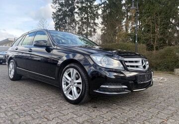 Mercedes-Benz C 220 132.000 km 16.700 &euro; Düsseldorf 40470