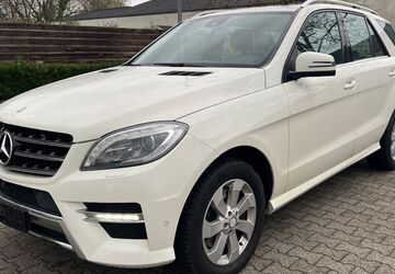Mercedes-Benz ML 350 310.000 km 14.990 &euro; Mönchengladbach 41063
