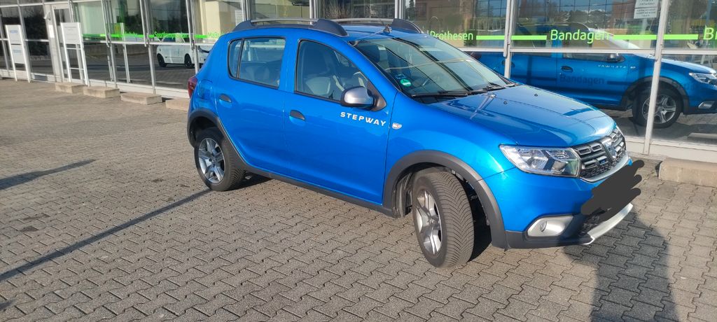 Dacia Sandero 32.500 km 9.500 &euro; Mönchengladbach 41238