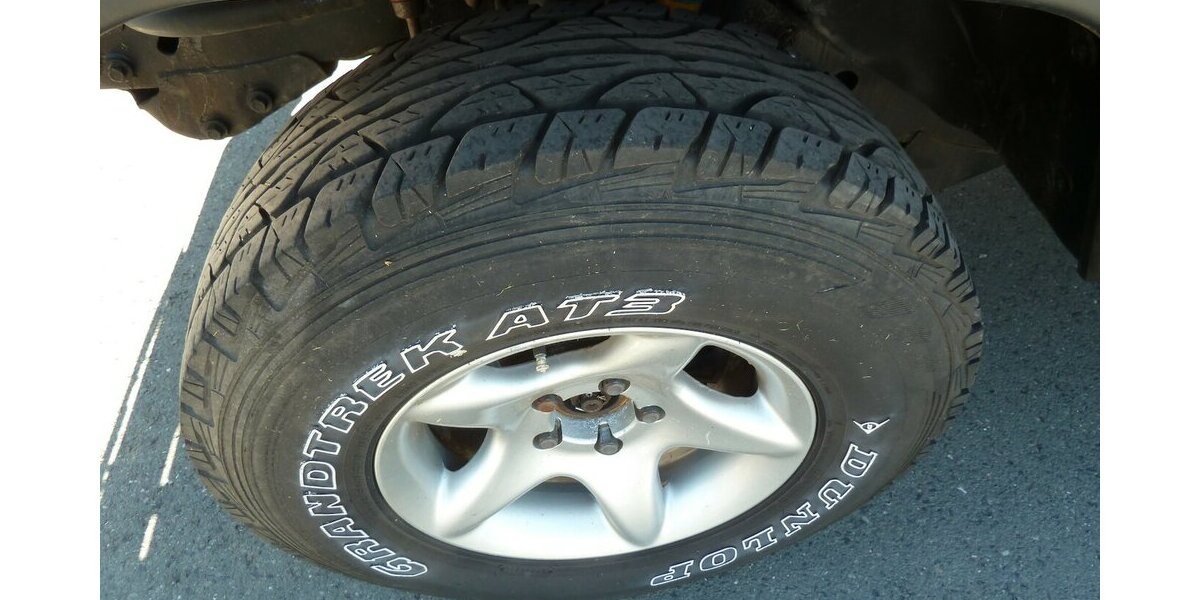 Jeep Wrangler 2.5 Sport Hartop Verdeck kein Tüv 123.000 km 8.900 &euro; Ratingen 40885