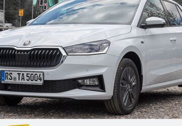 Skoda Fabia 9.999 km 17.990 &euro; Remscheid 42857