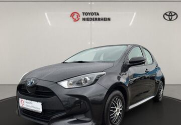 Toyota Yaris 30.500 km 17.666 &euro; Krefeld 47809