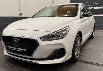 Hyundai i30 88.716 km 13.950 &euro; Moers 47441