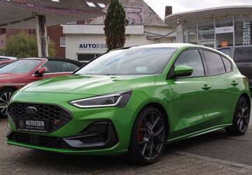 Ford Focus 56.000 km 28.900 &euro; Neuss 41468