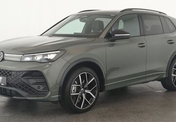 VW Tiguan 17.400 km 47.684 &euro; Neuss 41464