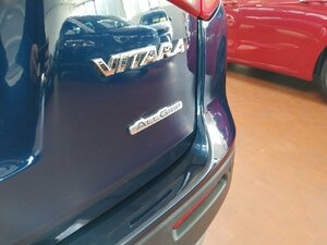 Suzuki Vitara 1.6 Limited 4x4 Pano Navi SHZ Kam 59.300 km 16.740 &euro; HAAN 42781