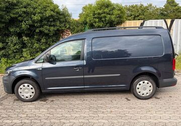 VW Caddy Maxi 227.882 km 8.900 &euro; Düsseldorf 40595