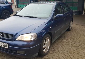 Opel Astra 122.000 km 2.499 &euro; Düsseldorf 40231