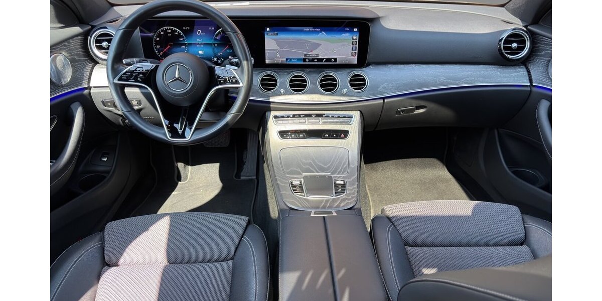 Mercedes-Benz E 300 de AMG MBUX Burm Pano 360° AHK MB100 65.161 km 30.900 &euro; Wuppertal 42327