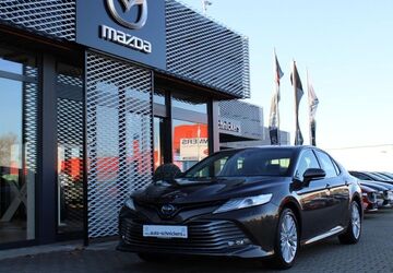 Toyota Camry 70.982 km 28.740 &euro; Moers 47441