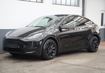 Tesla Model Y 19.998 km 41.750 &euro; Mönchengladbach 41236