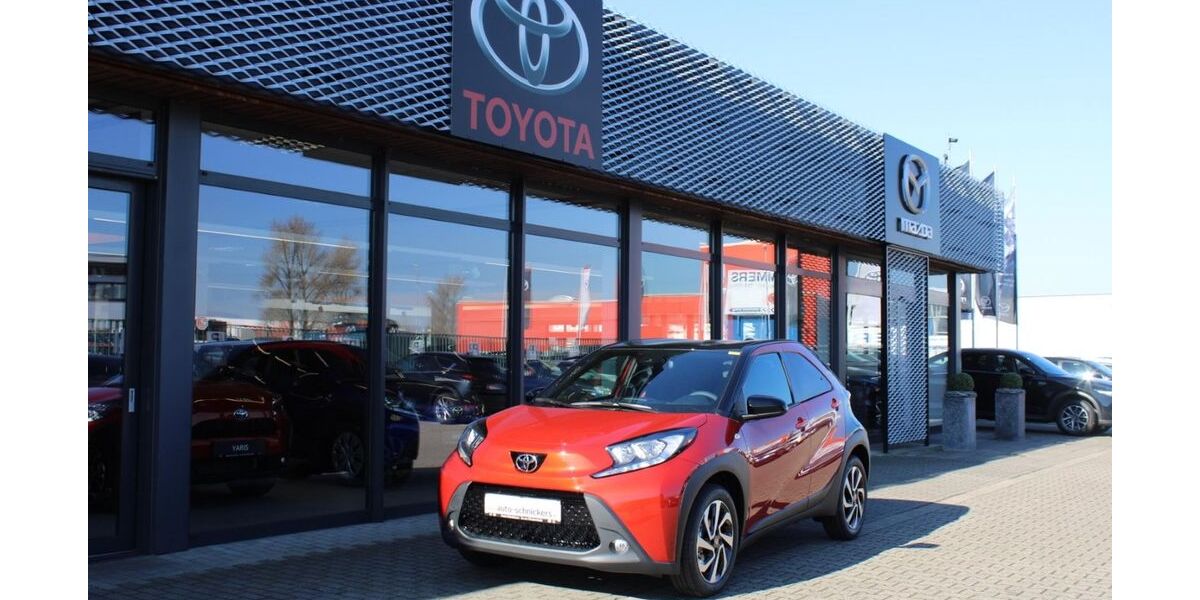 Toyota Aygo (X) 7.335 km 17.492 &euro; Moers 47441