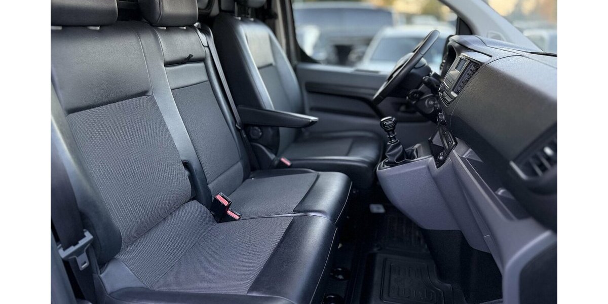 Toyota Proace Lang / Euro 6 / Klima / 3 Sitze / AHK 108.000 km 15.490 &euro; Mönchengladbach 41066