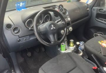 Mitsubishi Colt 200.000 km 1.100 &euro; Meerbusch 40670