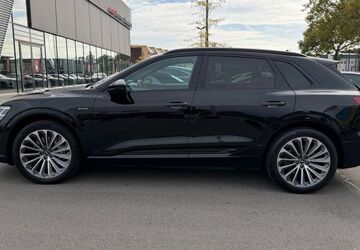 Audi e-tron 78.499 km 29.990 &euro; Düsseldorf 40625