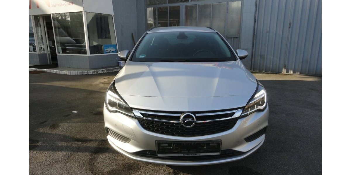 Opel Astra Edition 1,4 Klimatr. SHZ PDC Allwetter Top 90.000 km 8.990 &euro; Neuss 41462