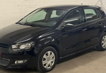 VW Polo 83.680 km 6.800 &euro; Düsseldorf 40468