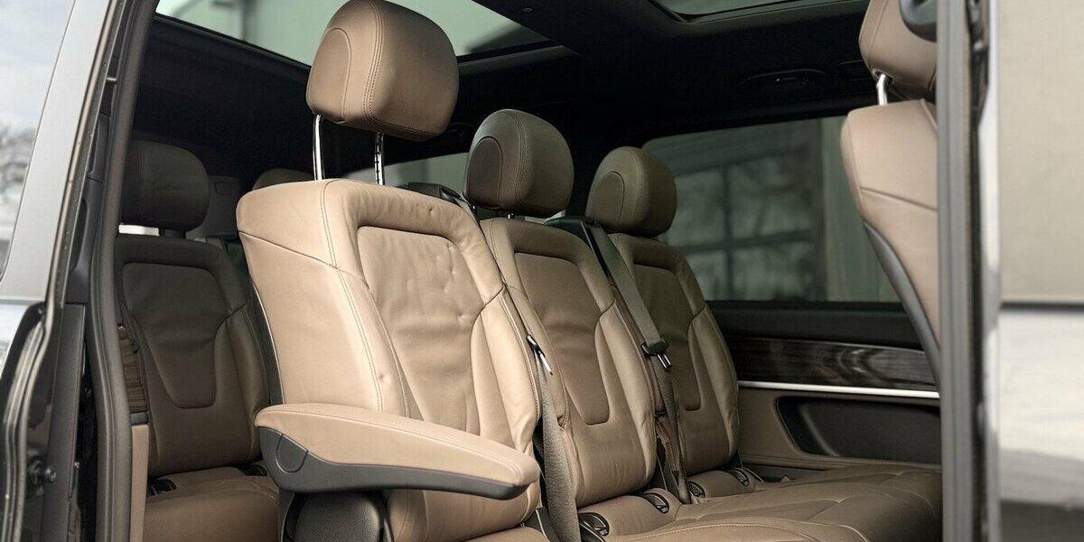 Mercedes-Benz V 300 d lang /4matic/ AMG / 8 Sitze/Pano/ El.tür 55.000 km 59.900 &euro; Mönchengladbach 41066