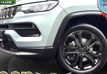 Jeep Compass 27.359 km 20.990 &euro; Düsseldorf 40625