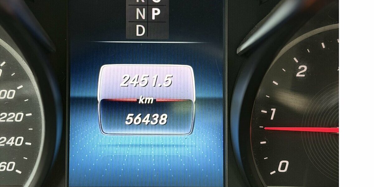 Mercedes-Benz V 300 d lang /4matic/ AMG / 8 Sitze/Pano/ El.tür 55.000 km 59.900 &euro; Mönchengladbach 41066