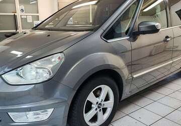 Ford Galaxy 145.500 km 18.500 &euro; Moers 47443