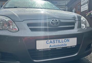 Toyota Corolla 101.000 km 5.500 &euro; Düsseldorf 40589