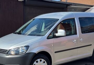 VW Caddy 141.000 km 6.800 &euro; Duisburg 47179