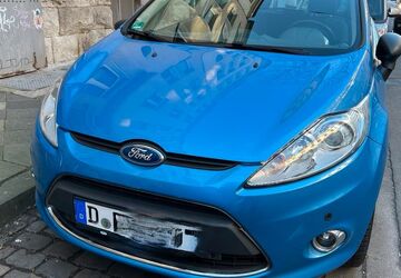 Ford Fiesta 70.100 km 4.800 &euro; Düsseldorf 40235