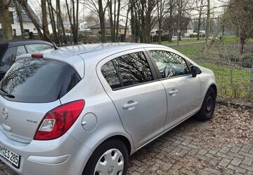 Opel Corsa 147.000 km 2.950 &euro; Düsseldorf 40231