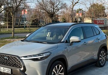 Toyota Corolla Cross 26.200 km 32.900 &euro; Mönchengladbach 41236