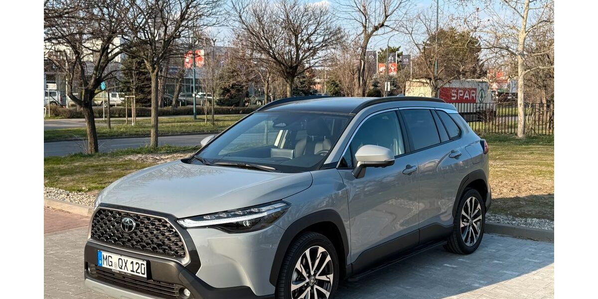 Toyota Corolla Cross 26.200 km 32.900 &euro; Mönchengladbach 41236