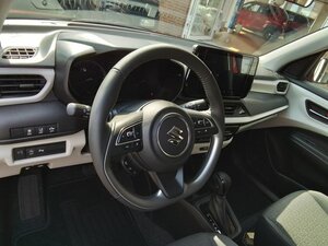 Suzuki Swift Comfort CVT Hybrid +Apple+Navi+Garantie+ 3.550 km 19.890 &euro; Meerbusch 40667