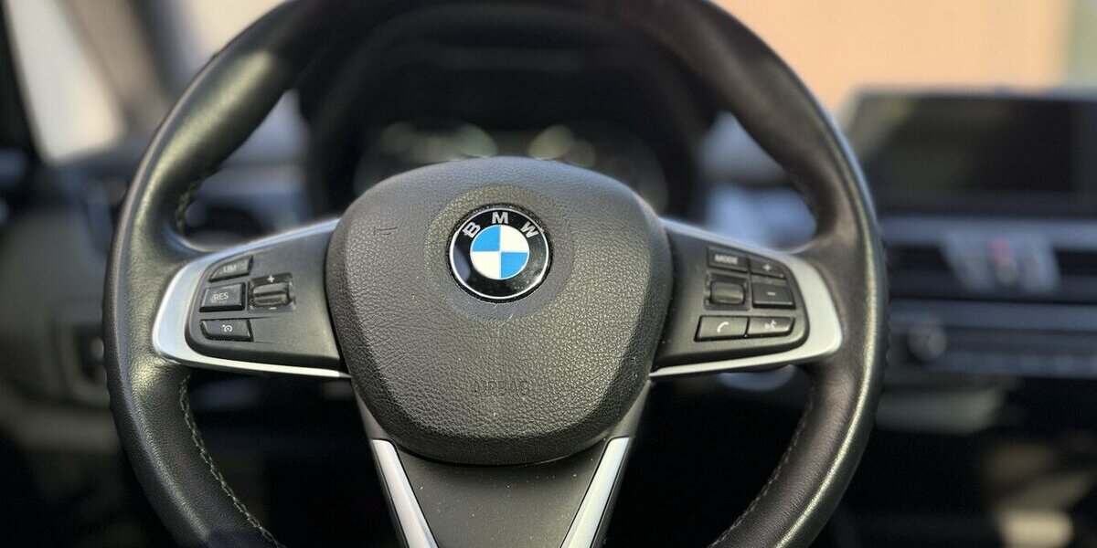 BMW 218 Active Tourer i / Advantage / PANO / Keyless 70.000 km 16.890 &euro; Mönchengladbach 41066