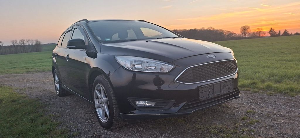 Ford Focus 95.123 km 5.100 &euro; Mettmann 40822