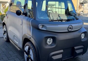 Opel Rocks-e 2.730 km 7.999 &euro; Wuppertal 42369