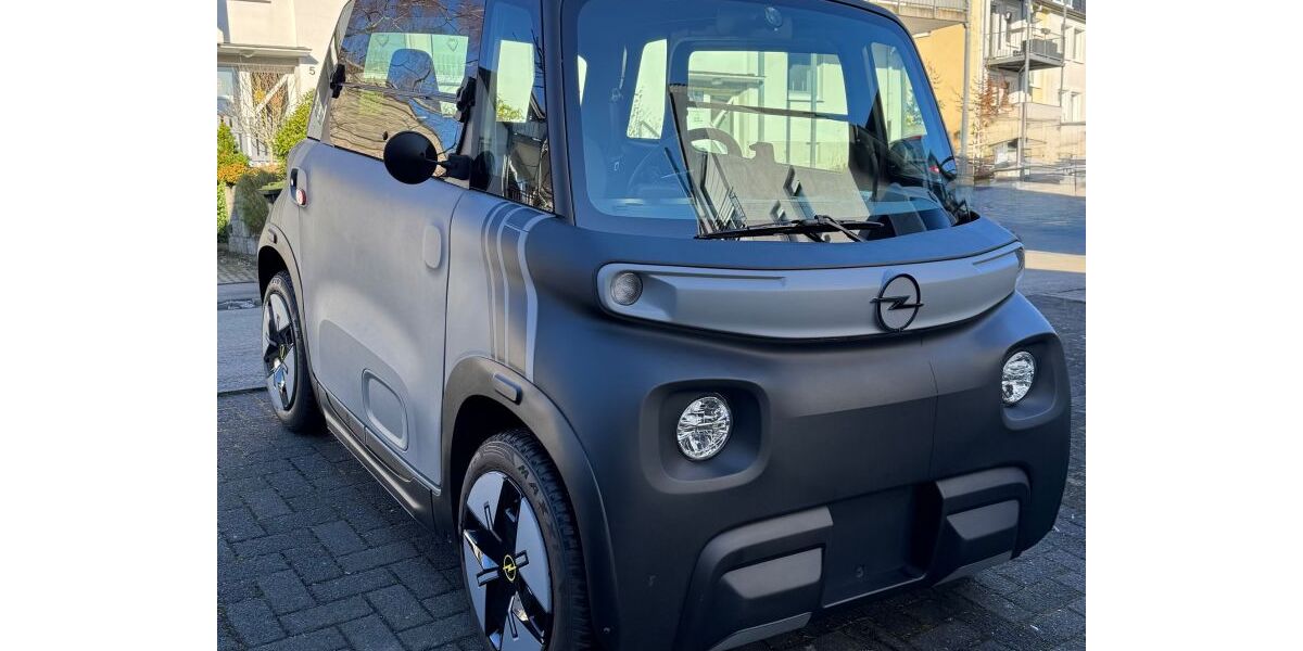 Opel Rocks-e 2.730 km 7.999 &euro; Wuppertal 42369