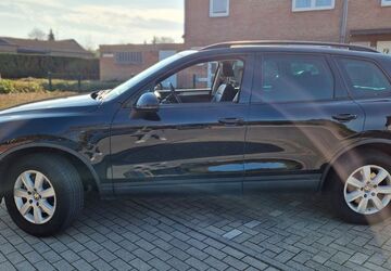 VW Touareg 177.580 km 14.999 &euro; Neuss 41464