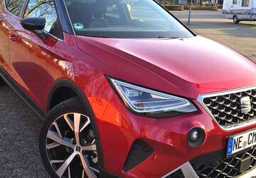 Seat Arona 2.850 km 28.000 &euro; Neuss 41472